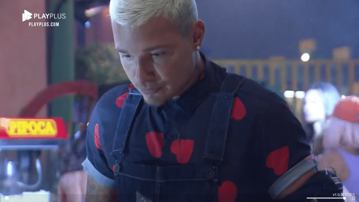 A Fazenda 2021: MC Gui durante festa Parque de diversões - Reprodução/Playplus