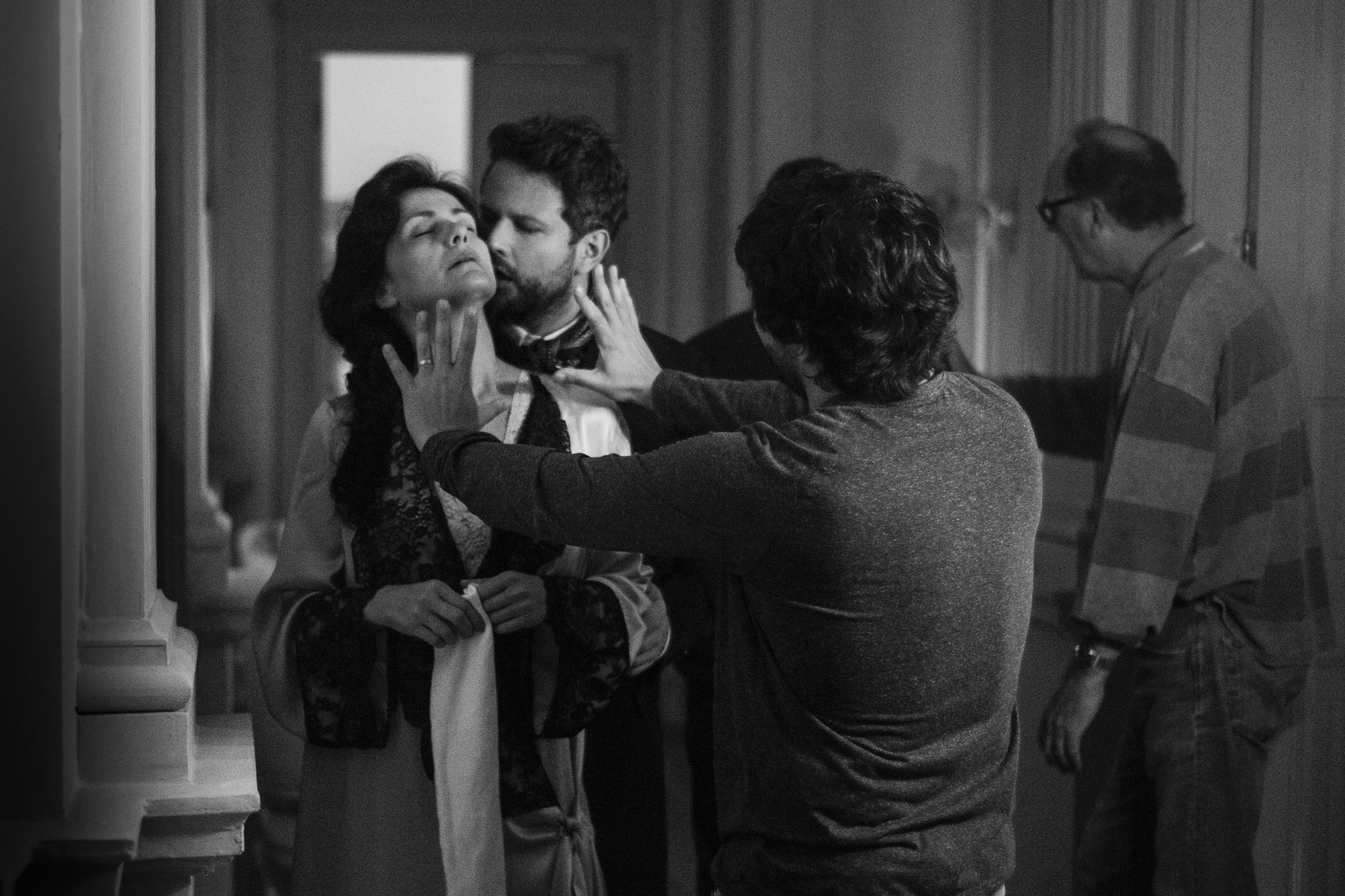 Lavinia Pannunzio (Iolanda) e Selton Mello (Augusto) ensaiam com o diretor João Paulo Jabur - Caiuá Franco/Divulgação/TV Globo