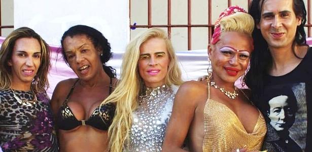 ONG de Belo Horizonte ofereceu renda mínima para travestis e mulheres trans  - 05/04/2021 - UOL ECOA