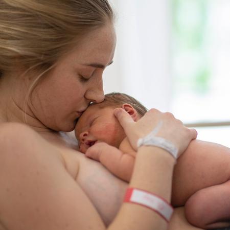 A mãe foi submetida ao transplante em 2019; ela e o bebê -- uma menina -- passam bem - iStock