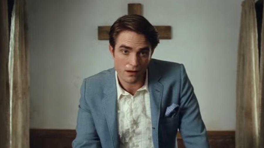 Robert Pattinson em cena do trailer de "The Devil All the Time" - Reprodução/YouTube