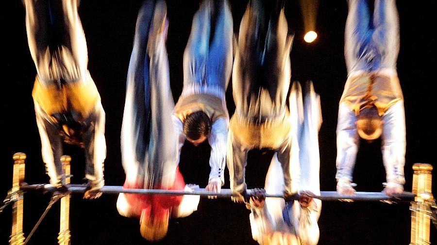 Apresentação do espetáculo Corteo, do Cirque Du Soleil, no parque Villa Lobos, em Sao Paulo - Flavio Florido/UOL