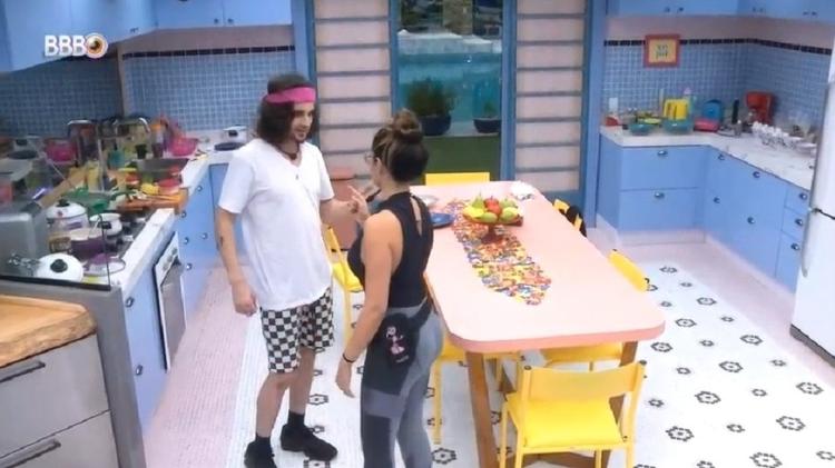 BBB 21: Juliette e Fiuk conversam sobre brincadeiras no confinamento - Reprodução/Globoplay - Reprodução/Globoplay