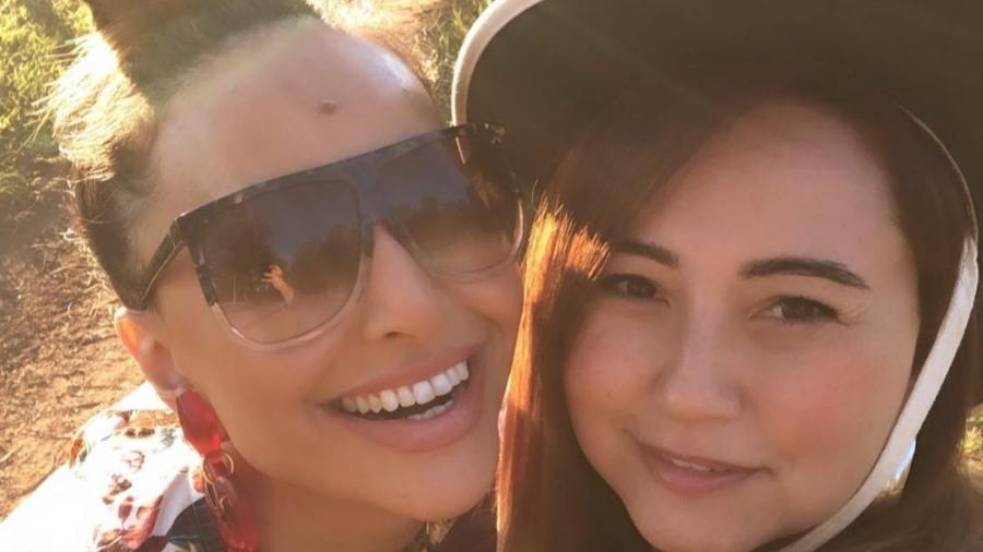 Sabrina e Karina Sato em foto postada pela empresária após internação - Reprodução/Instagram