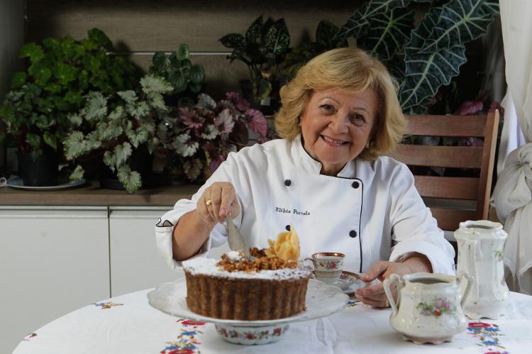 A cozinheira comemora 50 anos dedicados ao ensino de receitas - Rafael Martins/ysoke - Rafael Martins/UOL