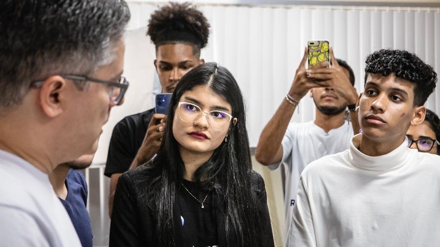 Escola estadual em Aracaju tem sabatinado candidatos ao governo do estado - Carol Jardim/UOL