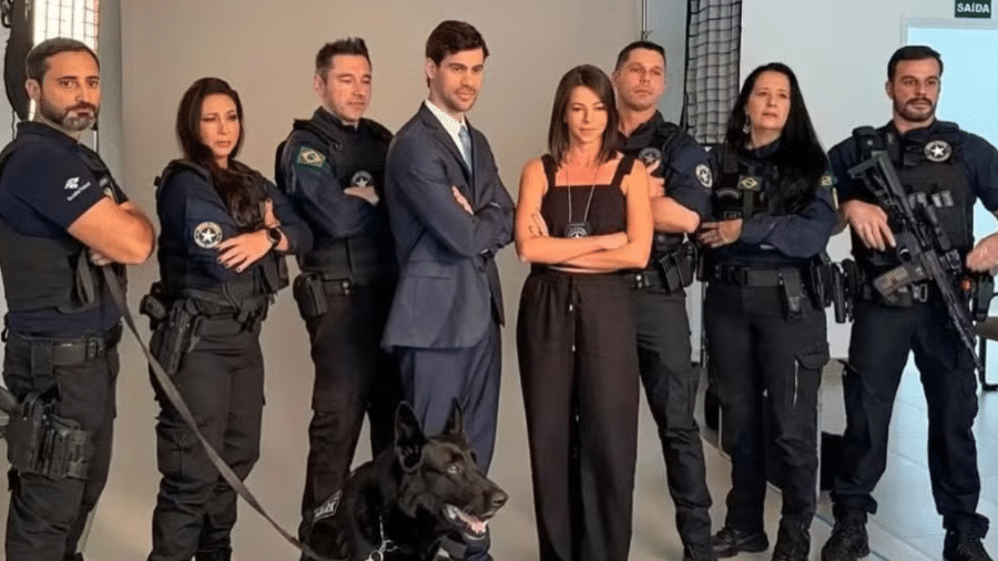 Polícia Federal Cassa Permissões de Gravação e Agentes da Receita Federal Lamentam Medida em Aeroportos