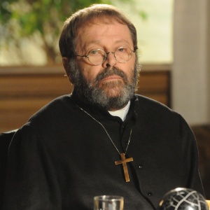 2009 - Carlos Vereza interpreta o padre Bento em "Paraíso", novela das seis da Globo - Divulgação/TV Globo - Divulgação/TV Globo