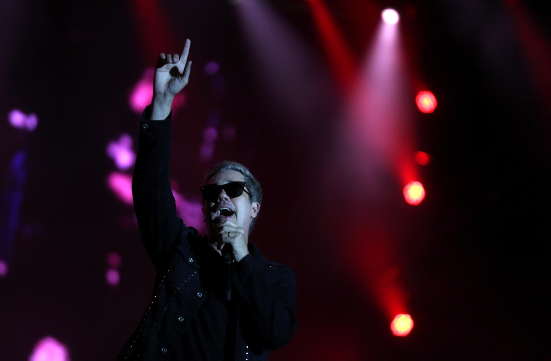 Jota Quest faz show repleto de hits e mensagens políticas no Palco Mundo - Reuters/Pilar Olivares