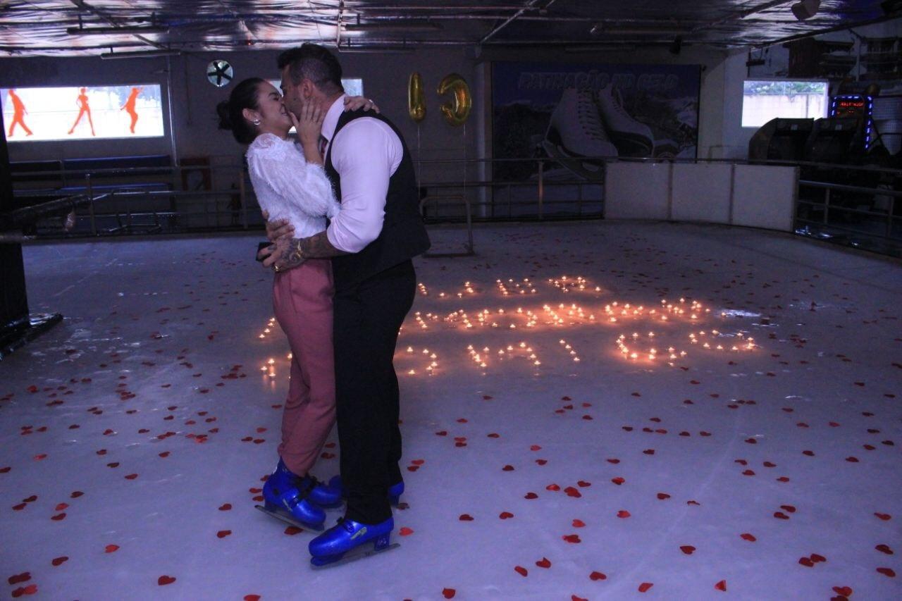 Youtuber Leo Stronda prepara surpresa e pede atriz em namoro - Divulgação/Igor Gonçalves