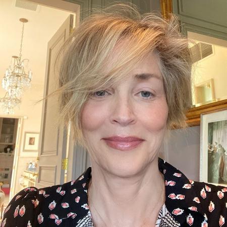 Sharon Stone supreende com selfie aos 62 anos - Reprodução/Intagram