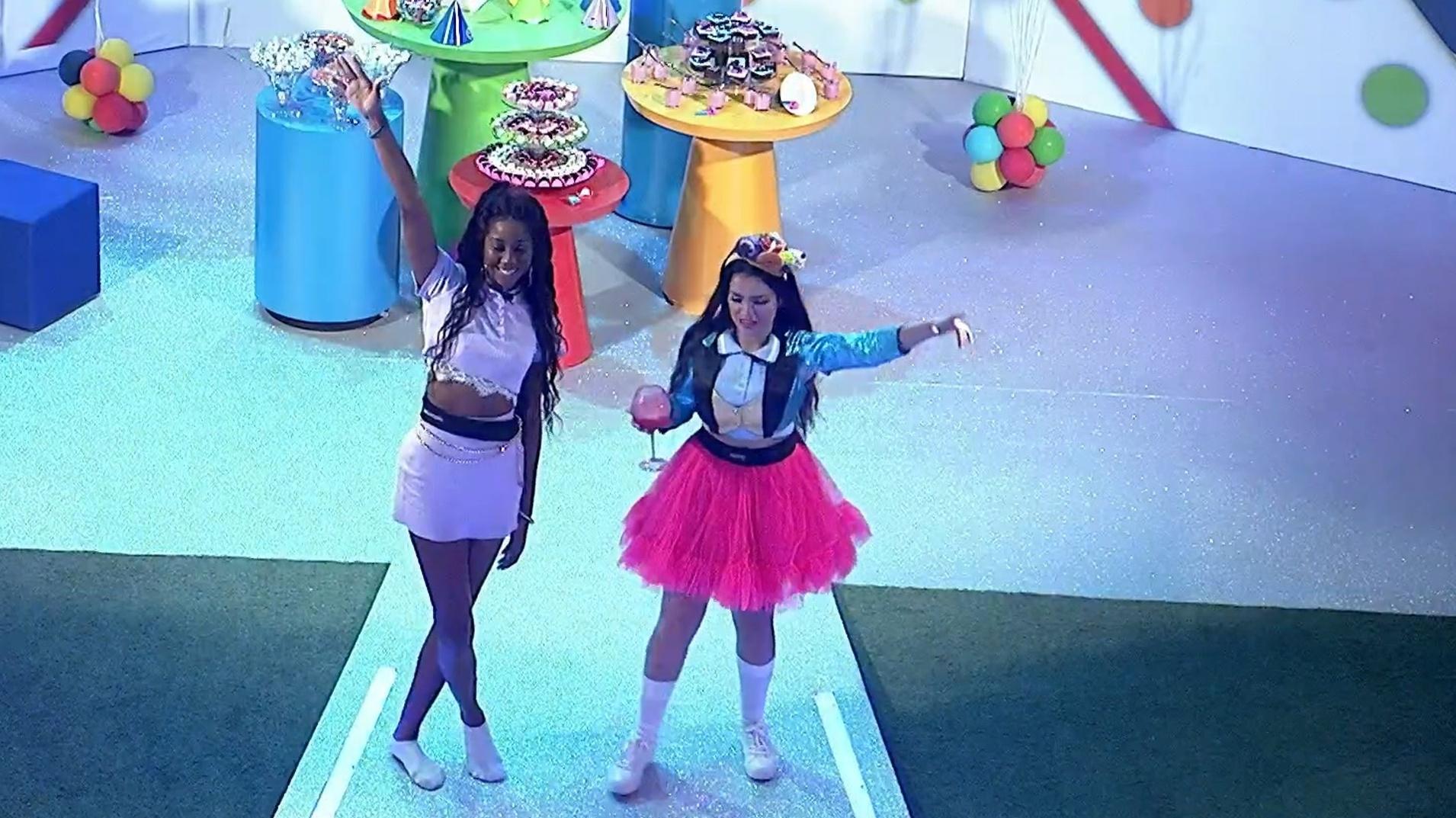 BBB 21: Juliette e Camilla na festa - Reprodução/Globoplay