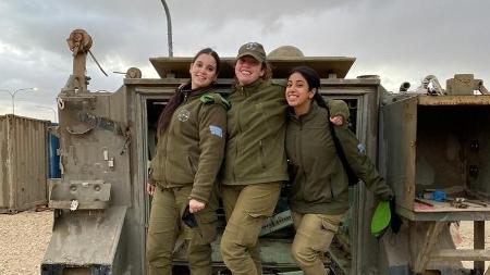 As diferenças entre homens e mulheres no Exército Brasileiro