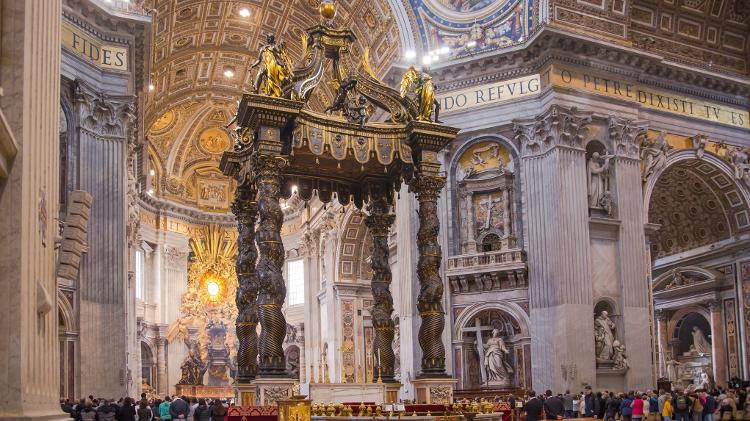 Vaticano: Interior da Basílica de São Pedro