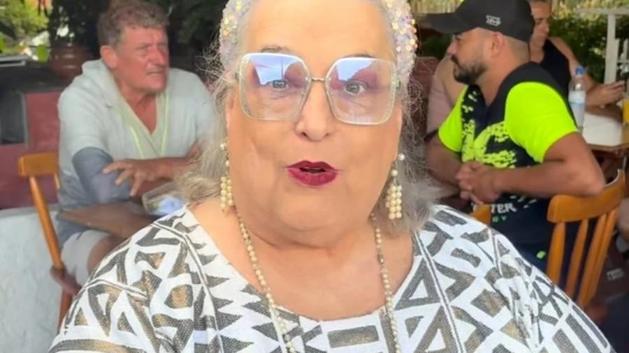 Mamma Bruschetta sofre acidente doméstico Mamma Bruschetta sofre acidente doméstico