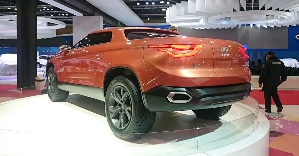 Fiat FCC4 no Salão de Buenos Aires 2015 - Murilo Góes/UOL