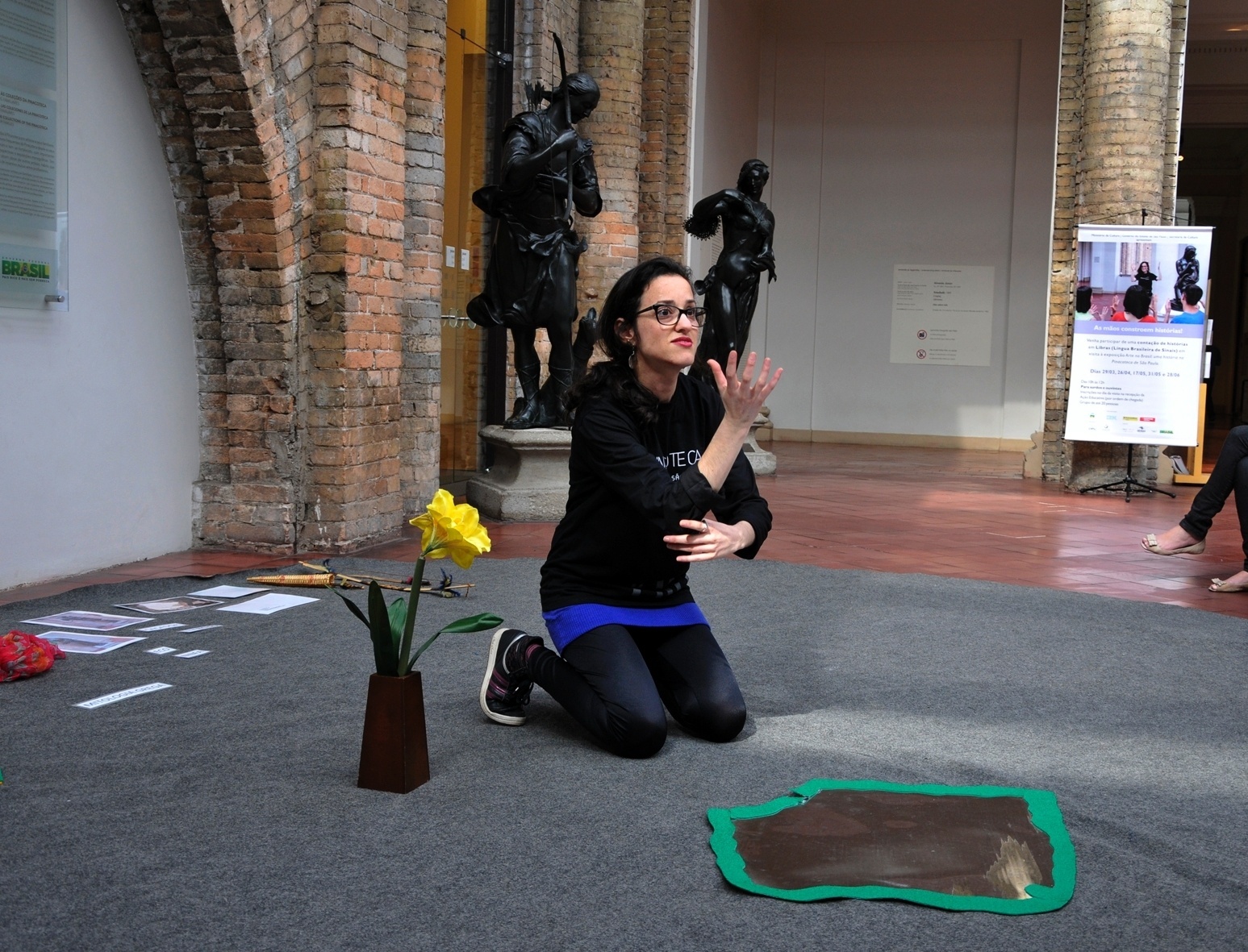 Pinacoteca faz uma sessão de contação de história em Libras - Divulgação