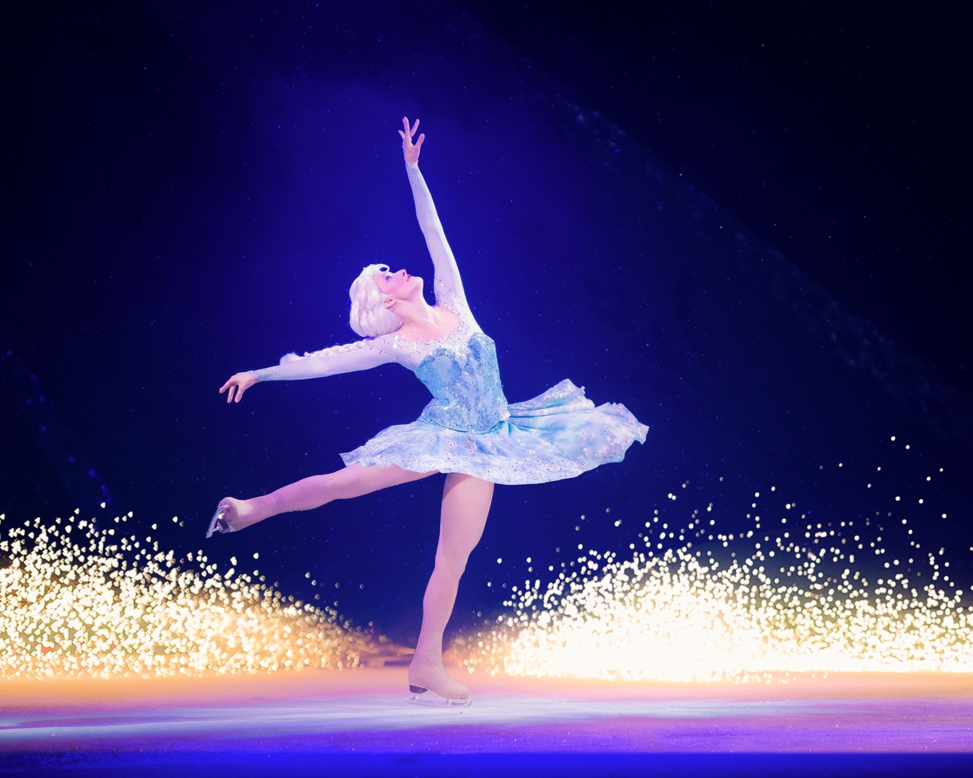 Elsa em "Disney On Ice - Mundos Fantásticos" - Copyright Feld Entertainment