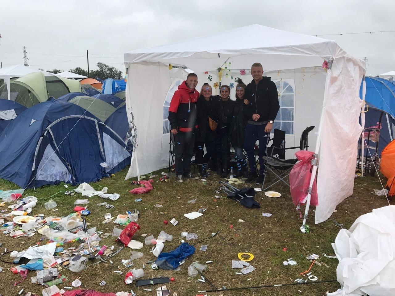Christian Stii, 21, mora em Roskilde, mas durante o festival acampa com os amigos perto do festival - Felipe Branco Cruz/UOL