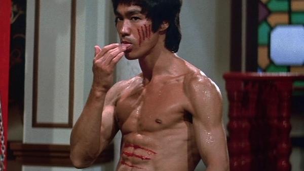 Bruce Lee em cena "Operação Dragão" (1973)