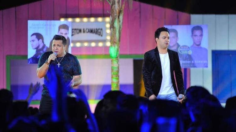 Cleiton e Camargo durante a gravação do DVD em Goiânia - Rubens Cerqueira e Samuel?? Chaves - Rubens Cerqueira e Samuel?? Chaves