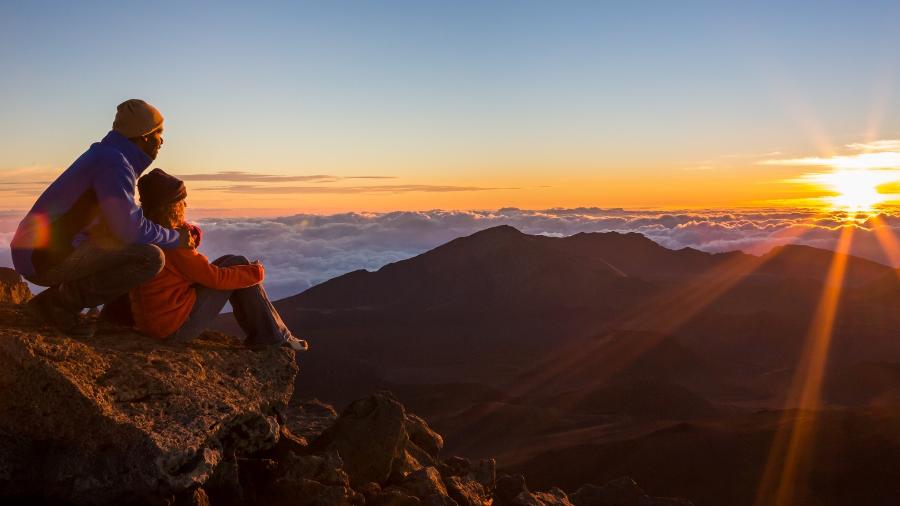 Nascer do sol no Haleakala National Park, no Havaí - Hawaii Tourism Authority (HTA) / Tor Johnson