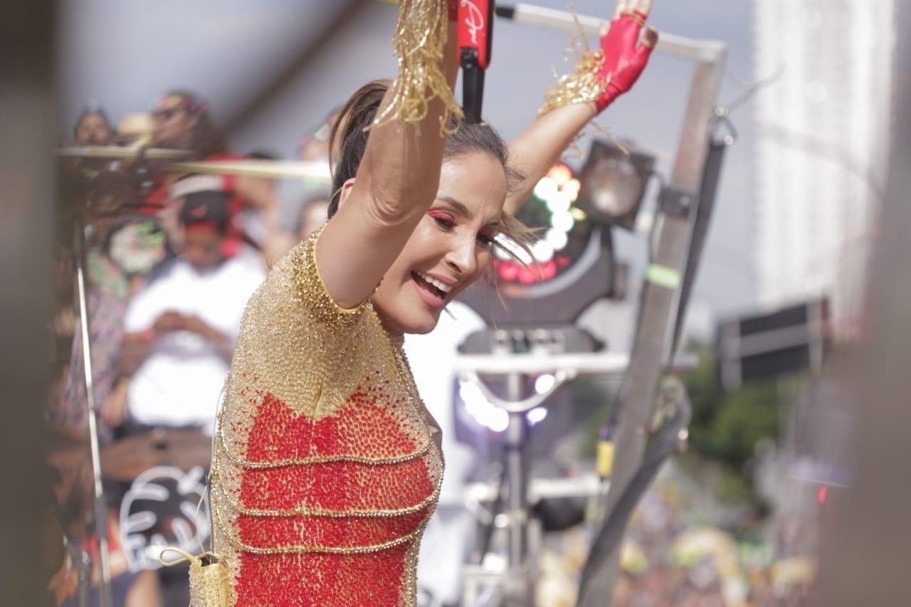 Claudia Leitte comanda Bloco Largadinho em São Paulo - André Lucas/UOL