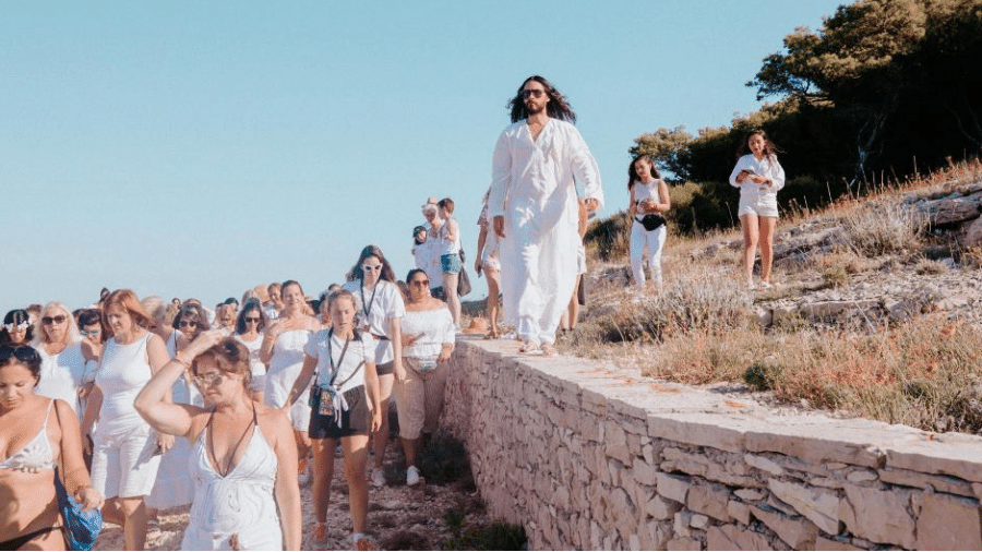 Jared Leto caminha pelo festival na Croácia - Divulgação