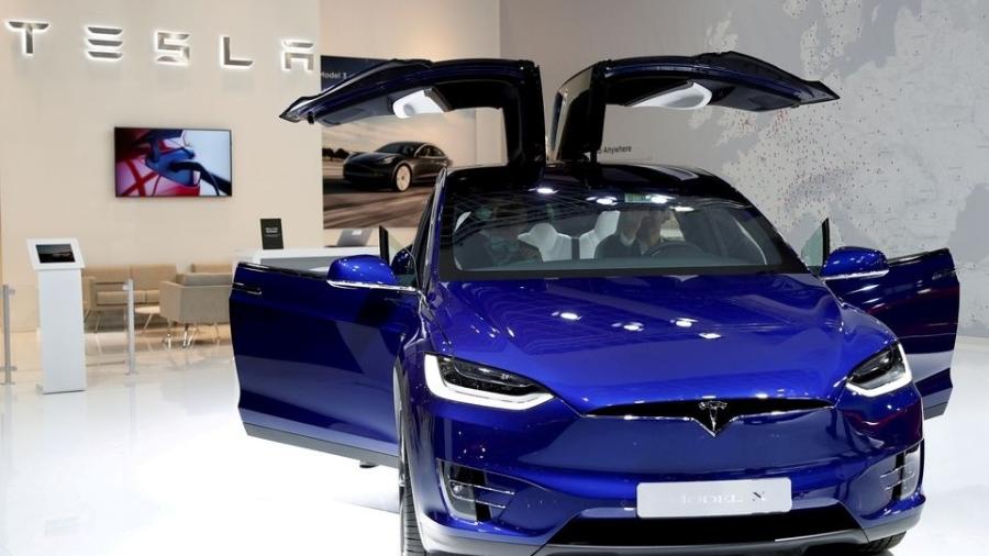 Tesla Model X em exposição  - Reuters/Francois Lenoir