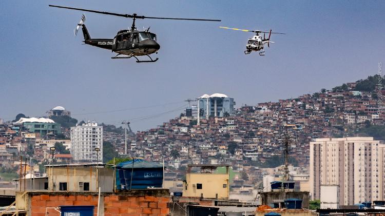 'Na Linha de Fogo' tem cenas filmadas no Complexo da Maré, no Rio de Janeiro