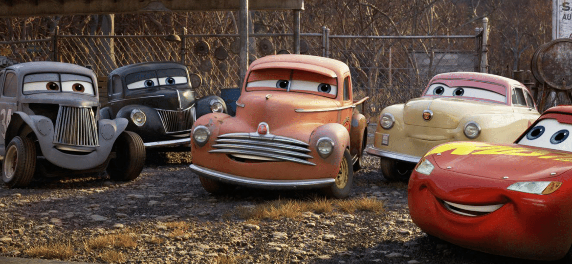 Clube mostra carros de corrida antigos fabricados no Brasil