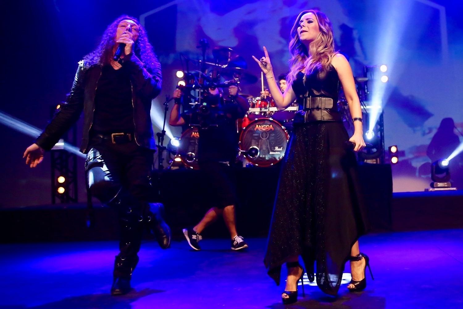 Sandy participa da gravação do DVD da banda Angra, em São Paulo. A parceria acontece na música "Black Widow's Web", do álbum "ØMNI" - Manuela Scarpa/Brazil News
