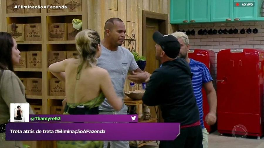 Aloísio Chulapa se irrita com Rafael Ilha em "A Fazenda 10" - Reprodução/RecordTV