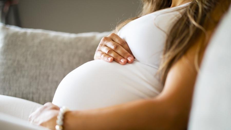Mulher grávida ganha indenização por ter sido chamada de burra - iStock