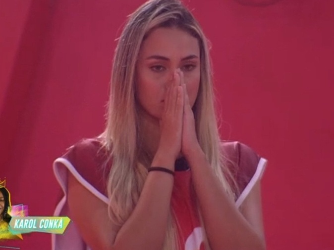 Sobe: Sarah desabafa após Karol ganhar líder: 'Tão tentando colocar eu de vilã'
