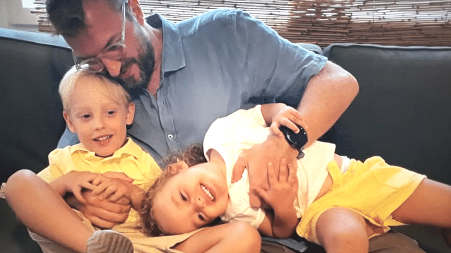 Jorge Klotz e filhos: uma rotina regada à doçura de Gleicimara Jorge Klotz e filhos: uma rotina regada à doçura de Gleicimara