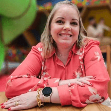 Viviane Lopes, 43, teve três abortos em um ano antes de conseguir ter uma filha Viviane Lopes, 43, teve três abortos em um ano antes de conseguir ter uma filha