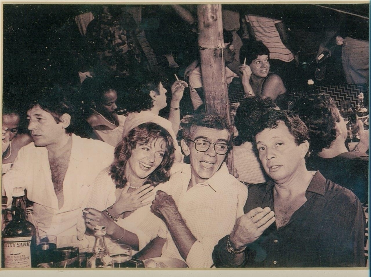 Tarso de Castro, Chico Anysio, Maria Zilda e Daniel filho na boate Hippopotamus - Arquivo/Hippopotamus