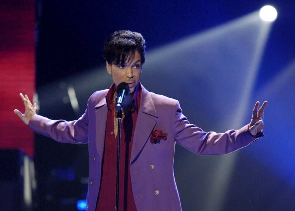 O cantor participa do programa "American Idol", em 2006 - Chris Pizzello/Reuters