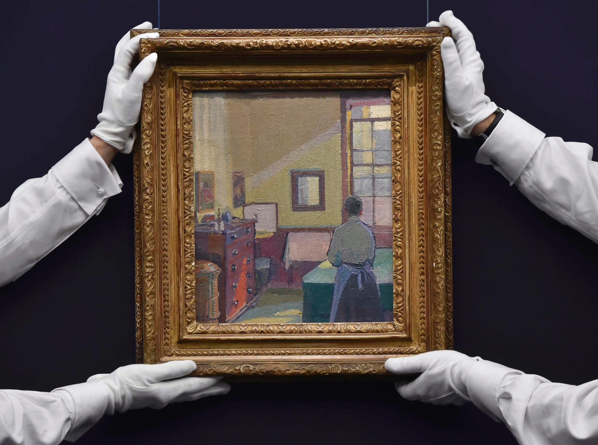 A obra "Interior (Mrs Mounter)" de Harold Gilman, estimada entre 150 mil a 250 mil libras - Hannah McKay/Reuters