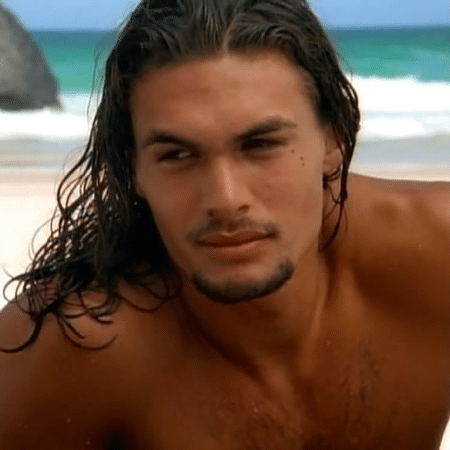Jason Momoa em cena de "Férias da Família Johnson" - Reprodução - Reprodução