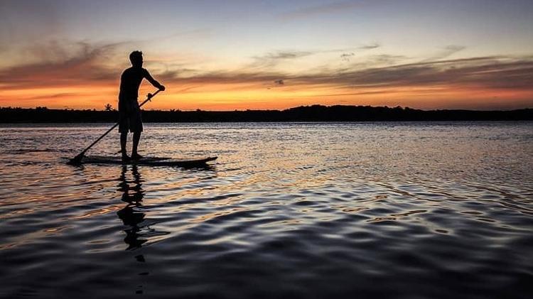 Stand-up paddle na Lagoa Mandaú - Tom Alves