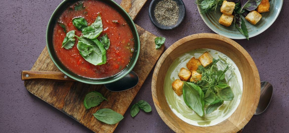 Sopas do MundoDias frios e refeição únicaSopa de cebola gratinada, Caldo  Verde, Sopa Tai com leite de coco, Sopa de milho cremosa com azeite de  mostarda