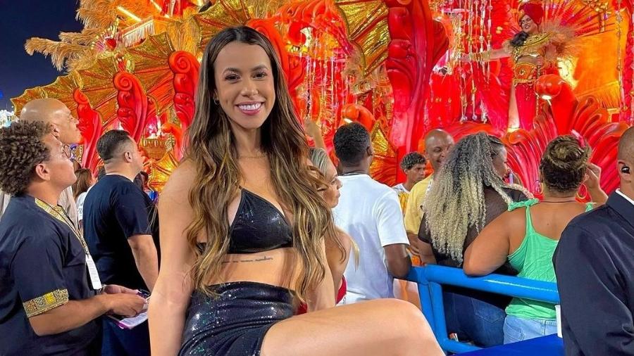 BBB 22: A ex-BBB Larissa Tomásia comemorou a primeira ida à Marquês de Sapucaí - Reprodução/Instagram