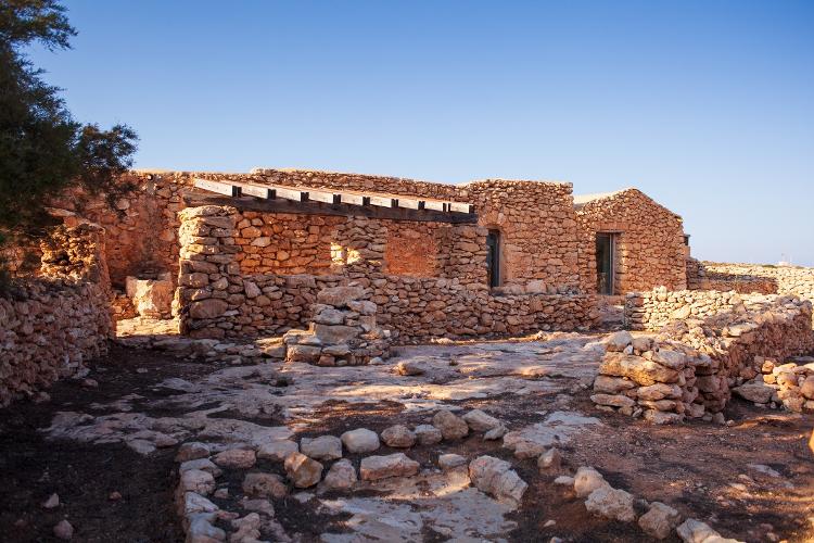 La casa más antigua de Lampedusa, en su característica estructura de piedra, es Dammuso Casa Teresa - dc1975 / Getty Images / iStockphoto - dc1975 / Getty Images / iStockphoto