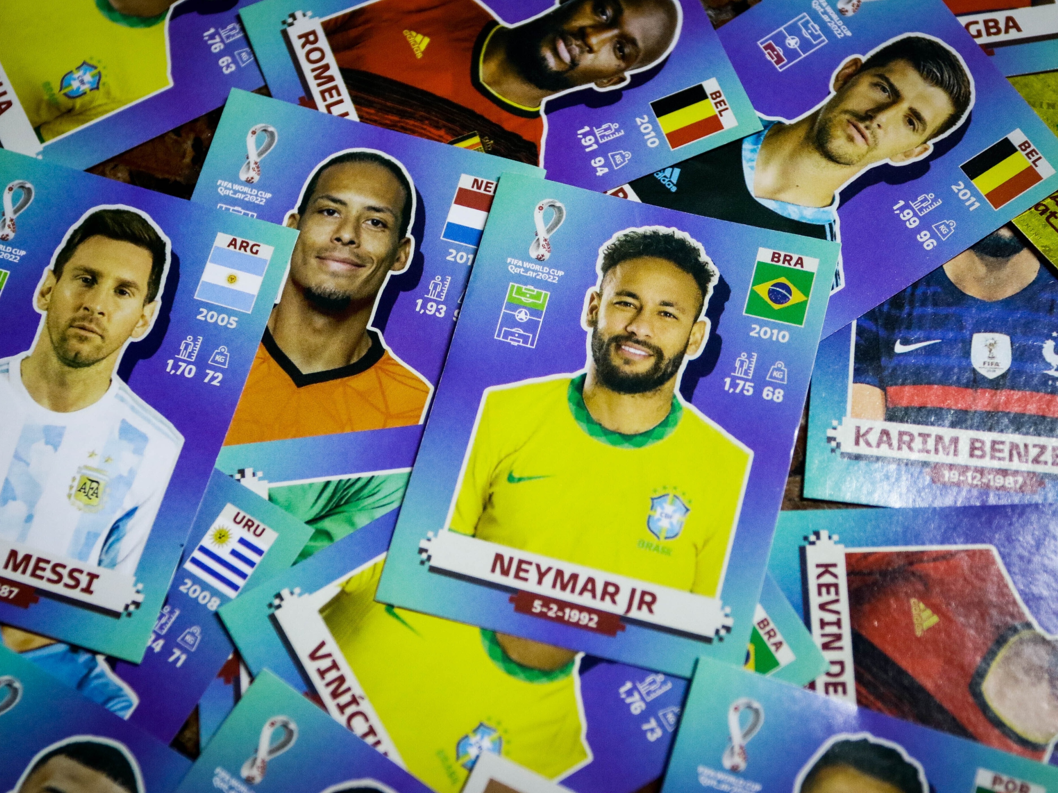 Álbum da Copa do Mundo no Catar: quanto é preciso gastar para completar