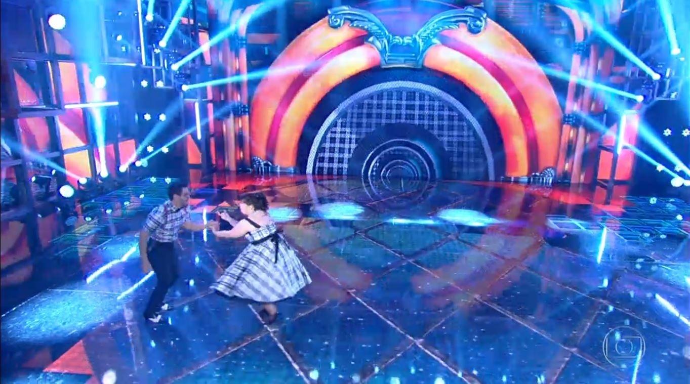 Mariana Xavier participa da "Dança dos Famosos" no "Domingão do Faustão" ao lado do dançarino Leo Santos - Reprodução/Globo