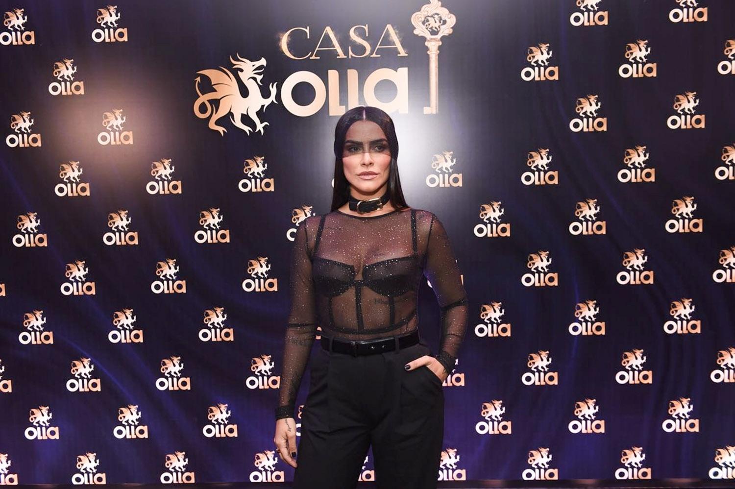 Cleo Pires abusa da transparência e deixa sutiã a mostra durante festa de preservativos em SP - Lu Prezia/Brazil News