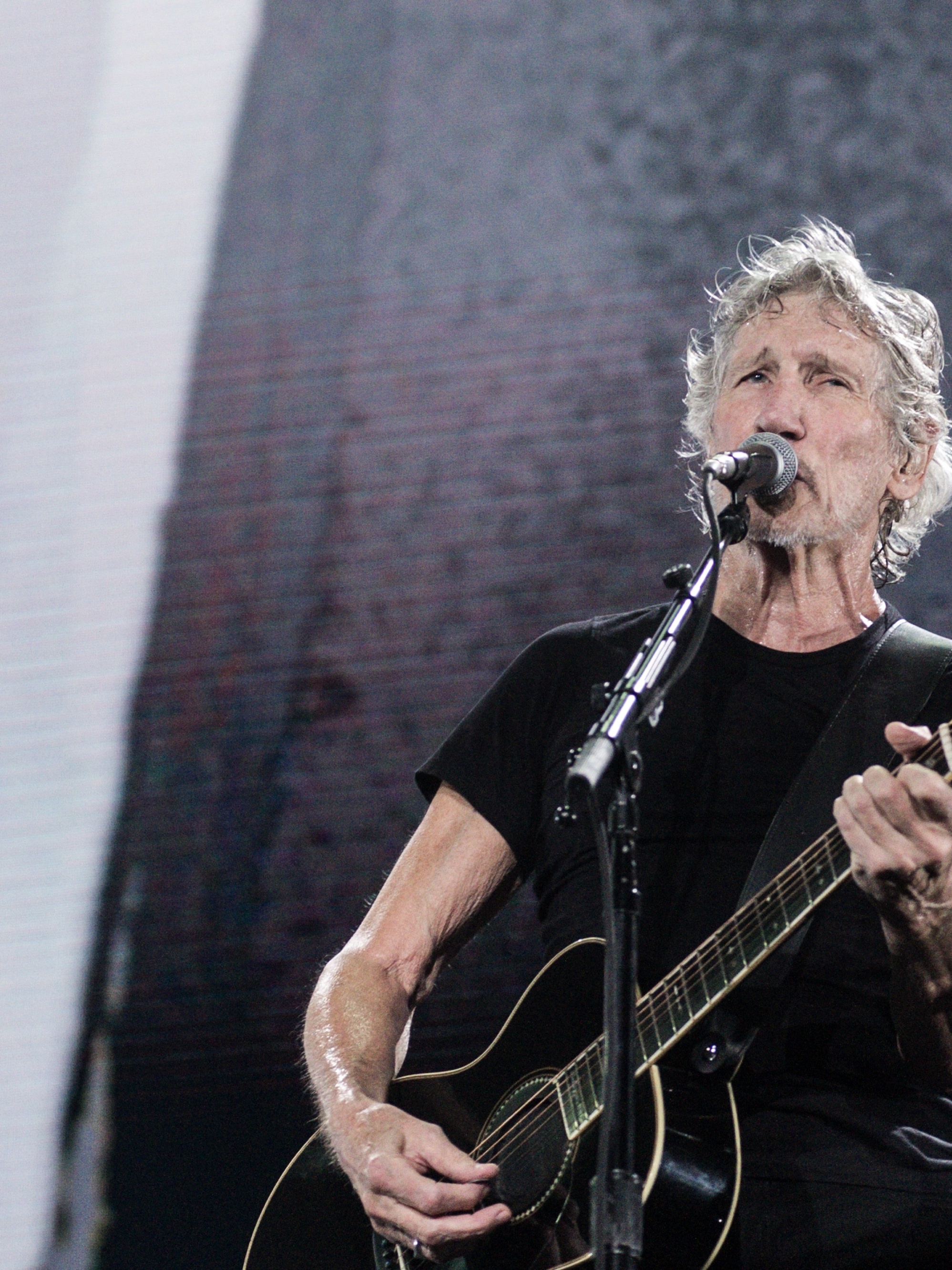 rogert-waters-se-apresenta-em-