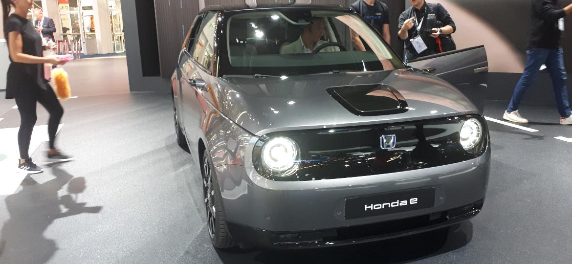 Honda e tem autonomia de até 220 quilômetros - Vitor Matsubara/UOL